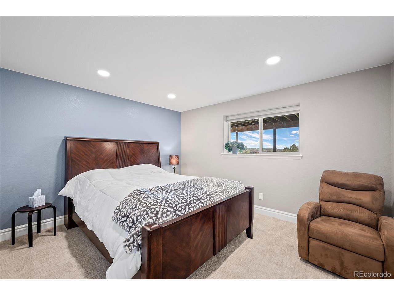 511 Eaglestone Dr