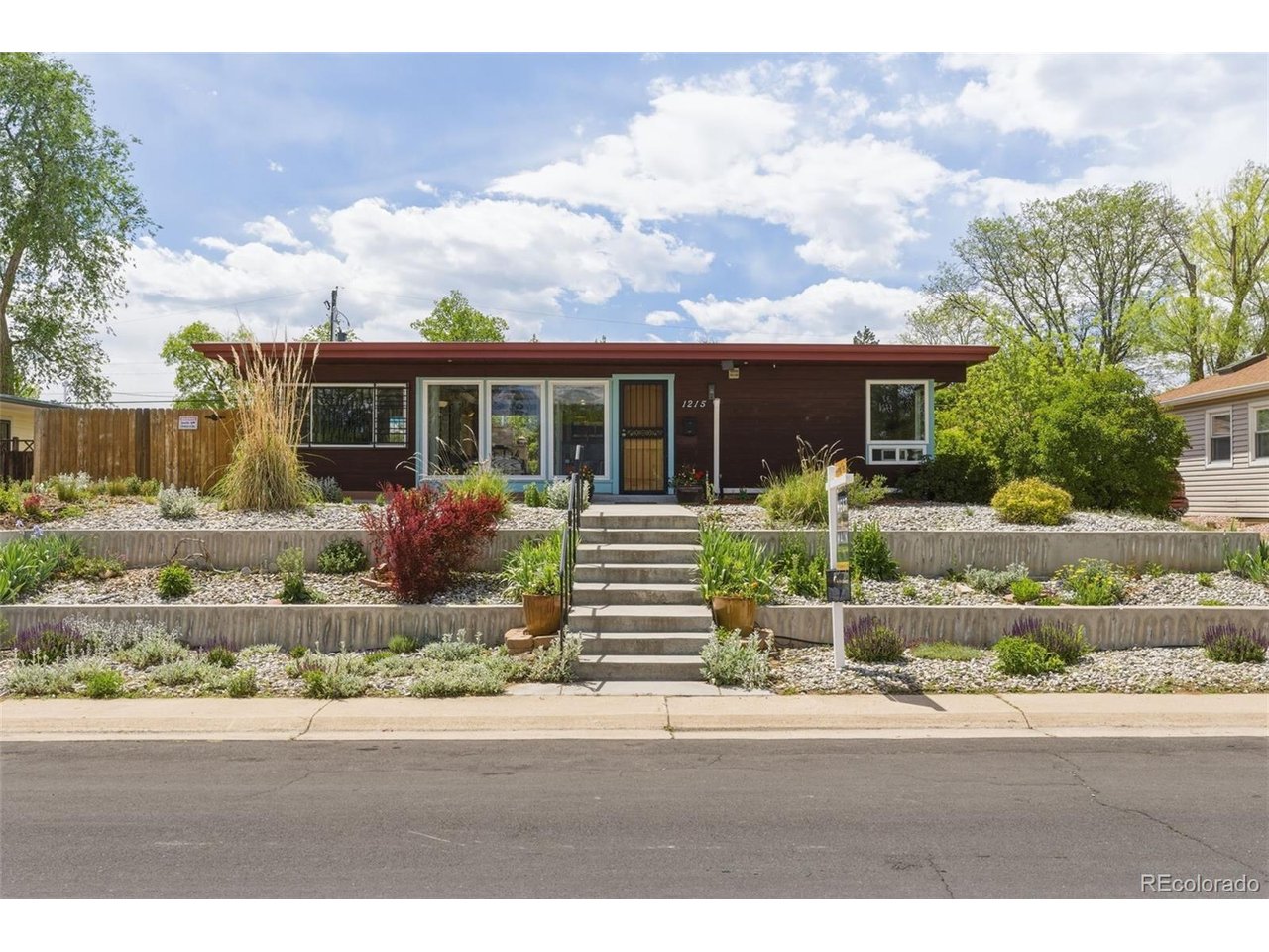 1215 Rosemary St