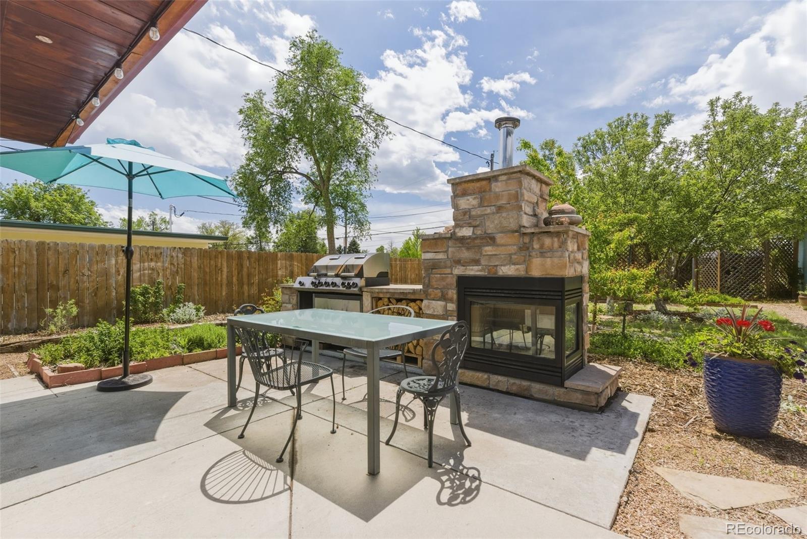 1215 Rosemary Street