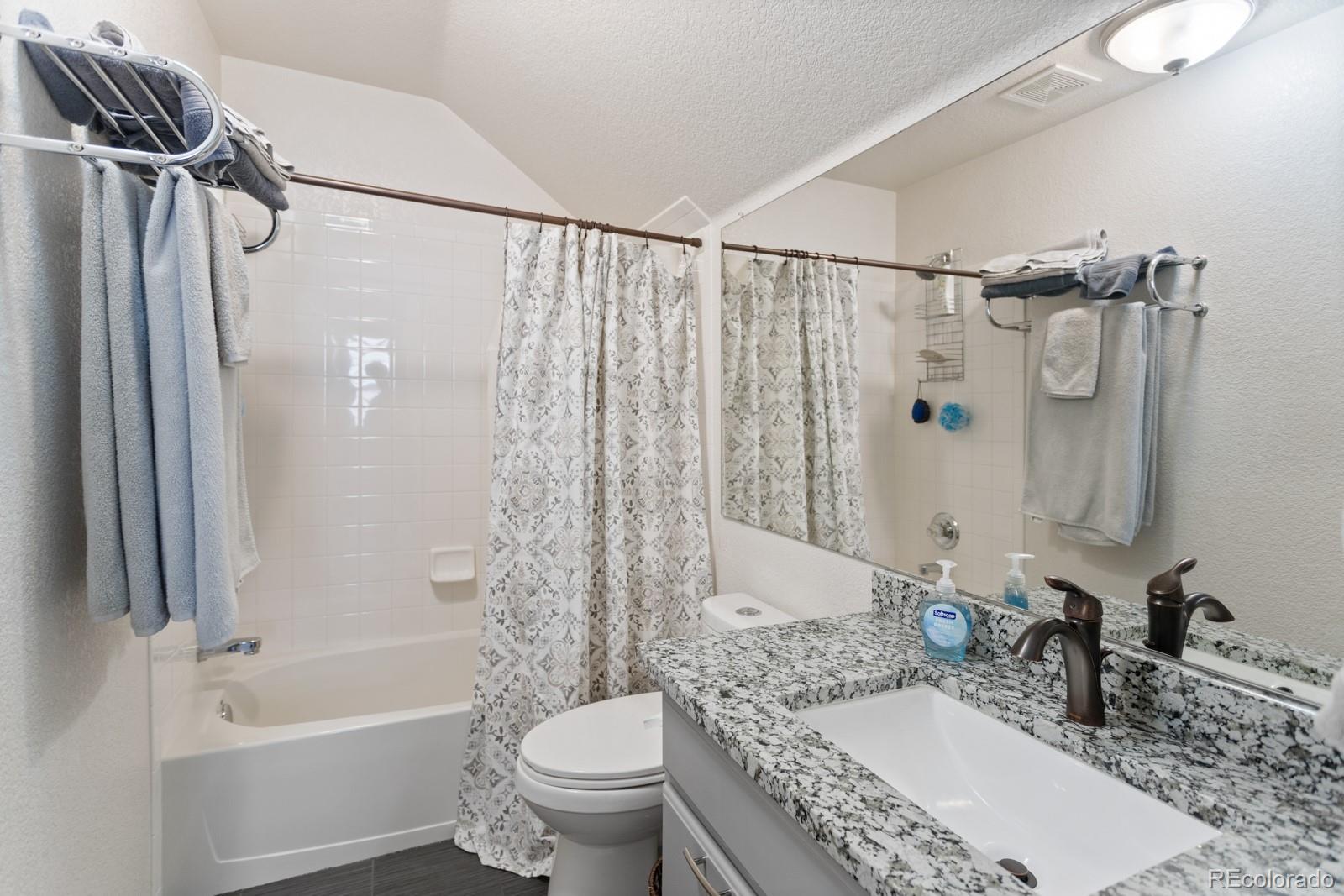 8386 Devinney Street