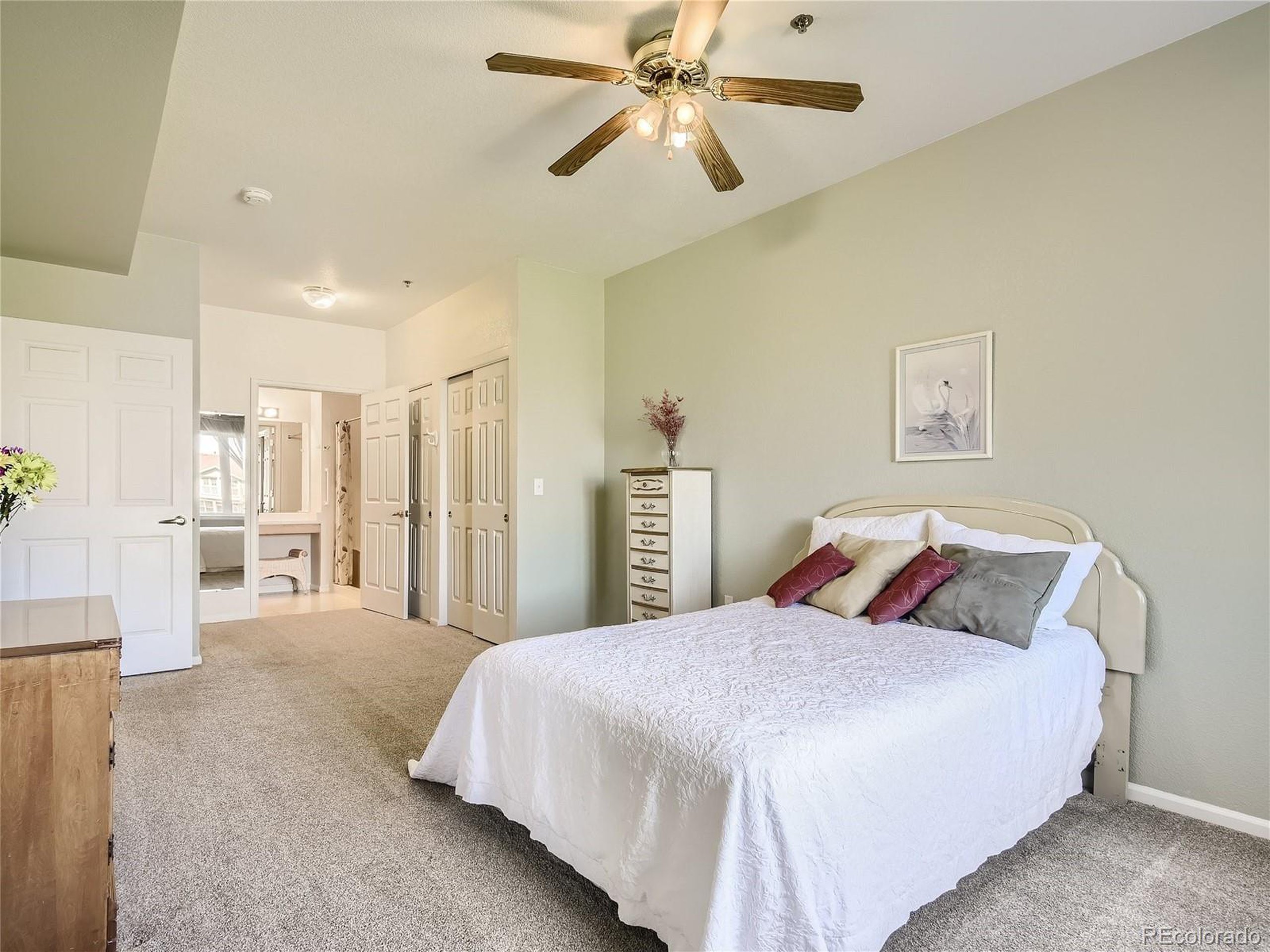 2896 W Riverwalk Cir A216