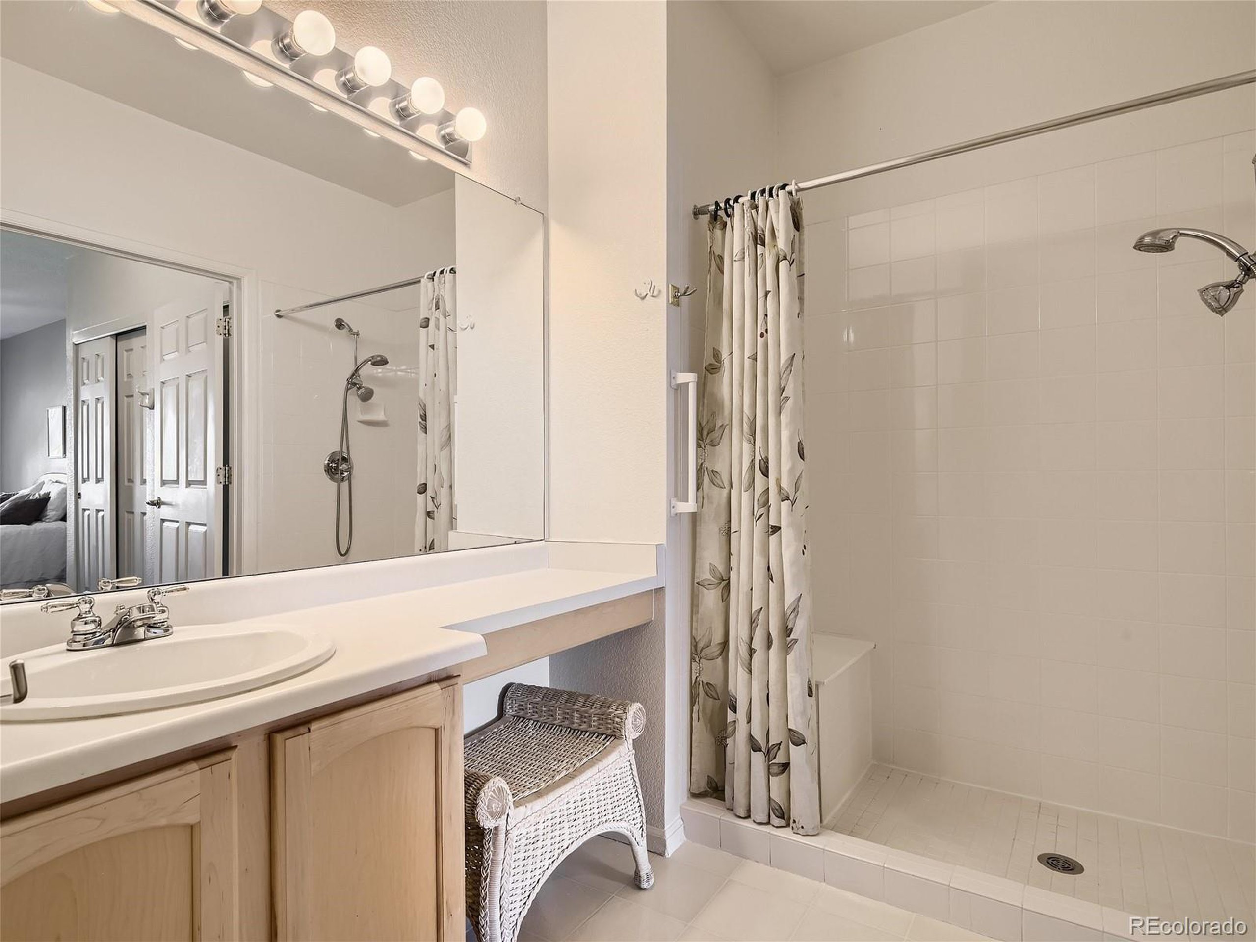 2896 W Riverwalk Cir A216