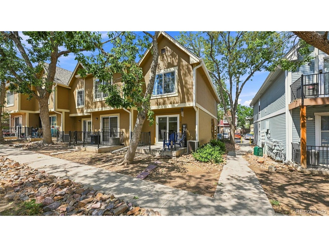 73 S Sable Blvd D16