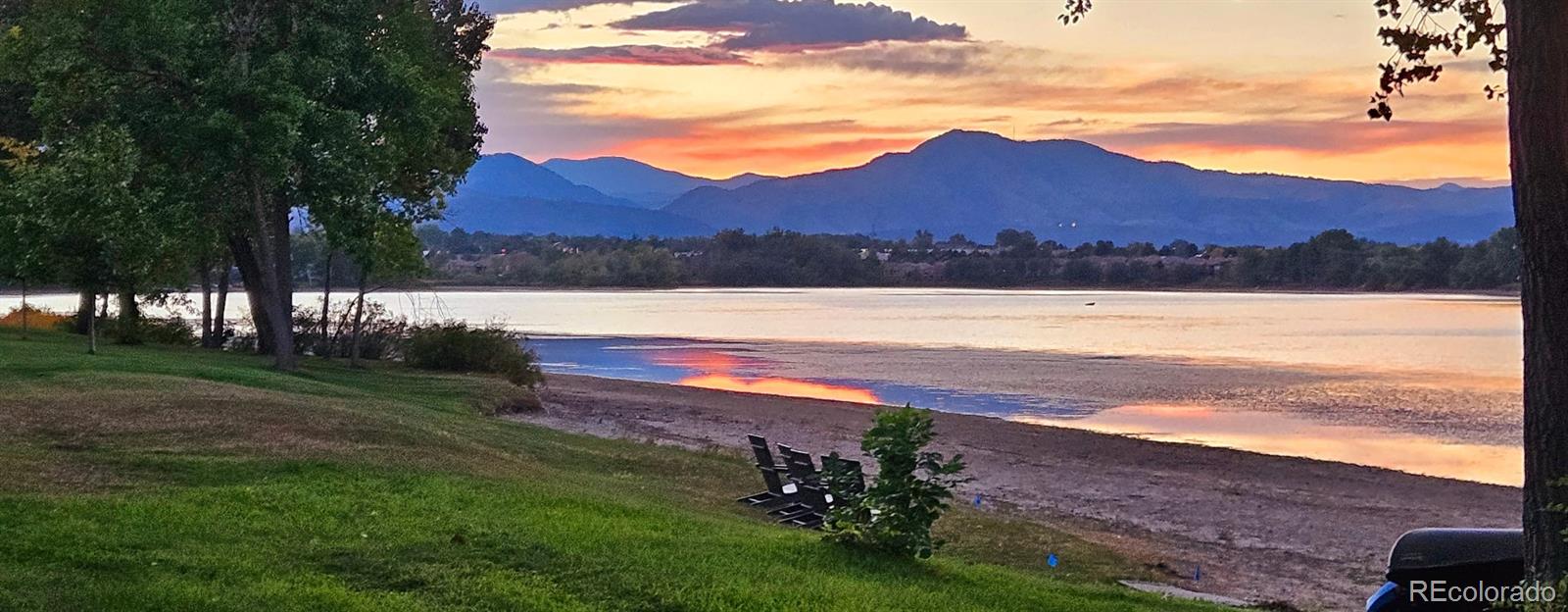 6533 W Prentice Avenue