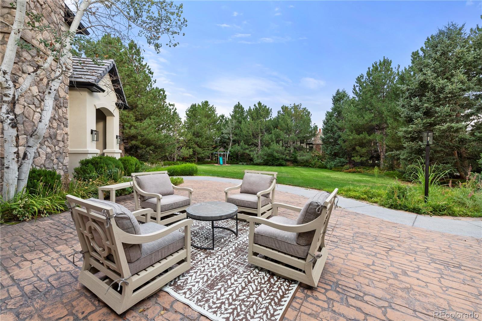 6533 W Prentice Avenue