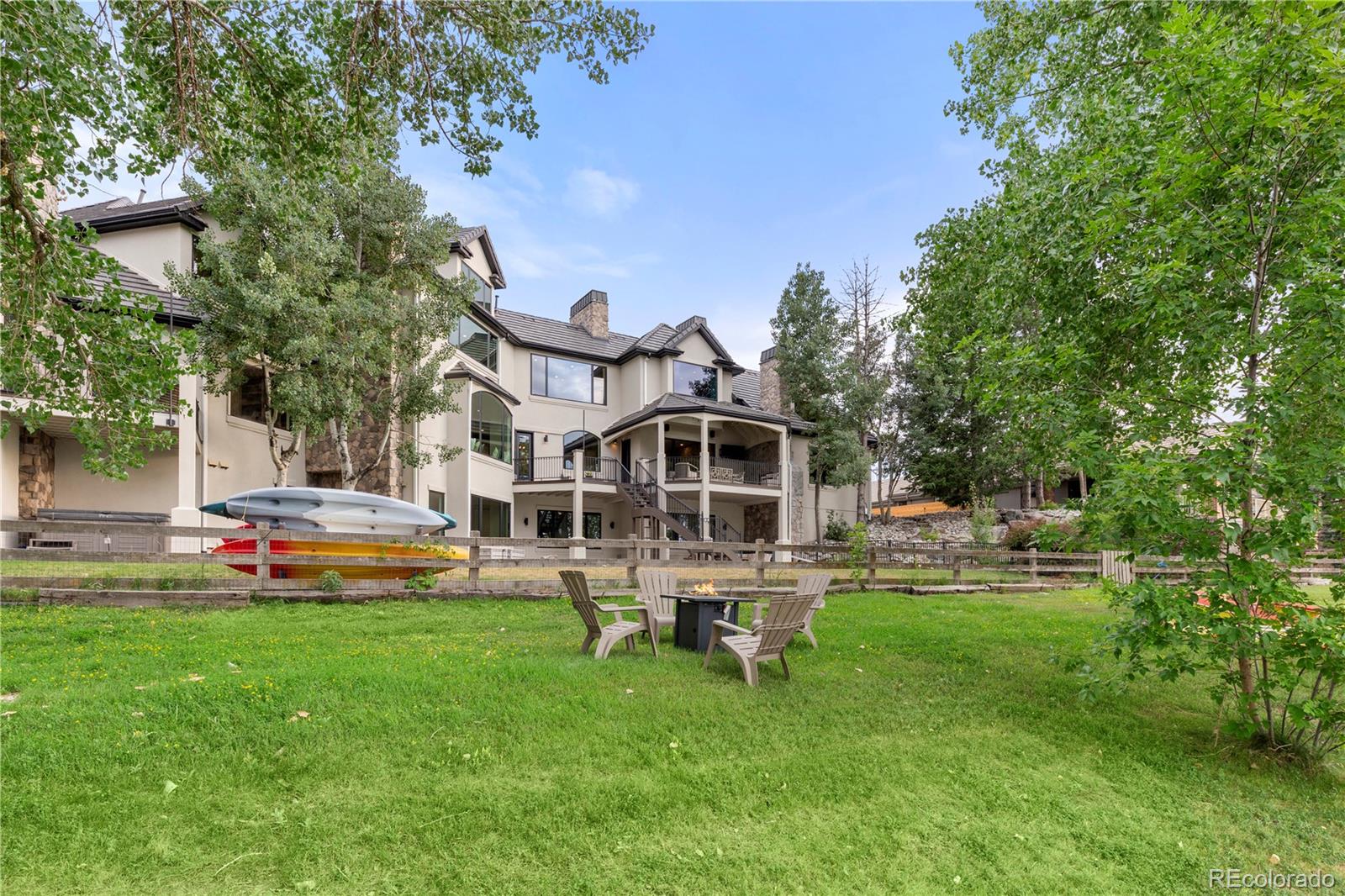 6533 W Prentice Avenue