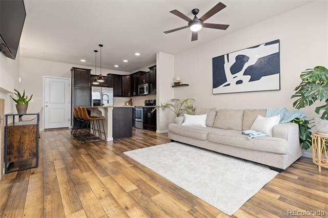 5537 W 72nd Place