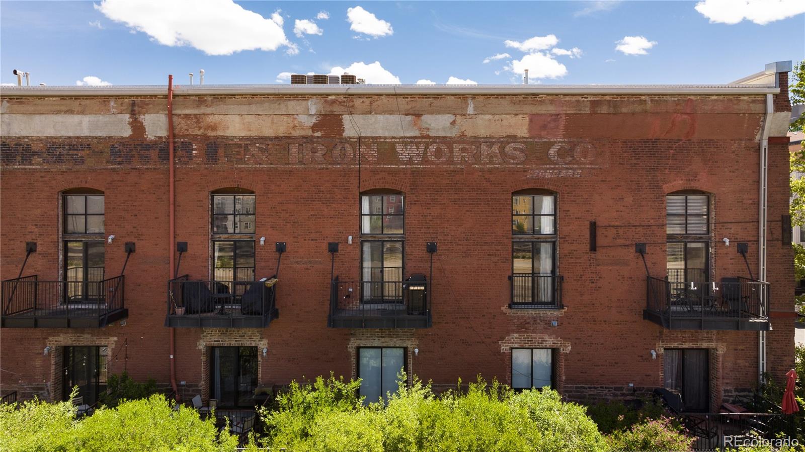 3225 Blake Unit: 27