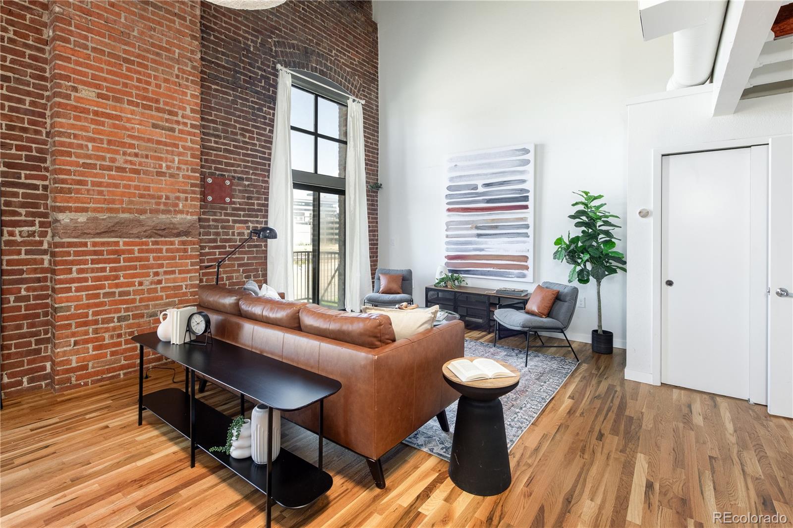 3225 Blake Unit: 27