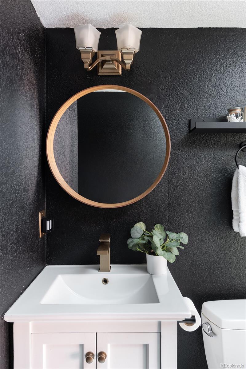 3225 Blake Unit: 27