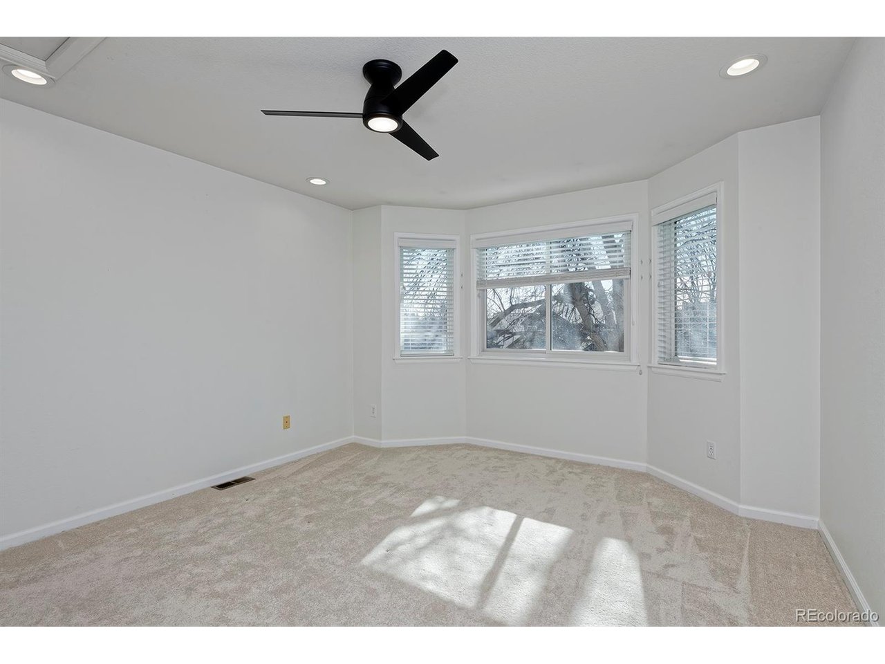 5865 N Orchard Creek Cir