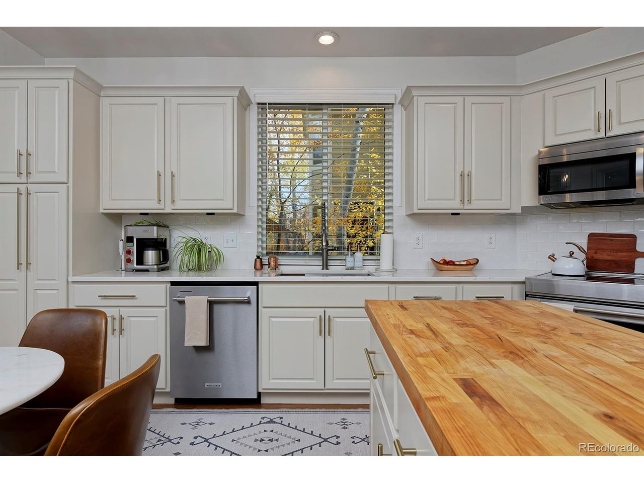 5865 N Orchard Creek Cir