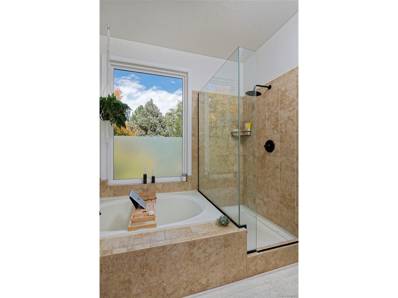 5865 N Orchard Creek Cir