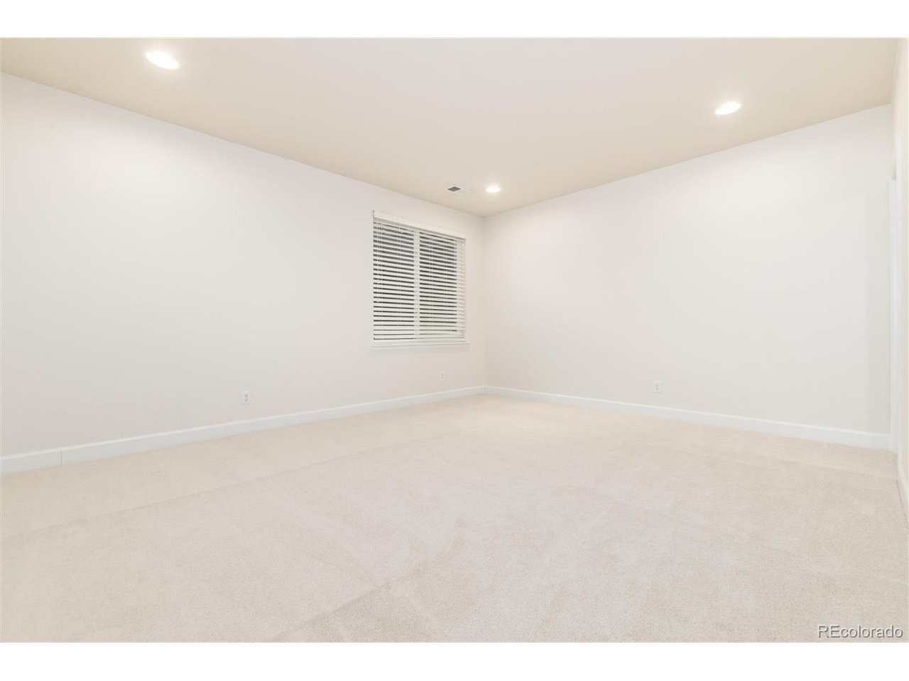 1458 Sky Rock Way