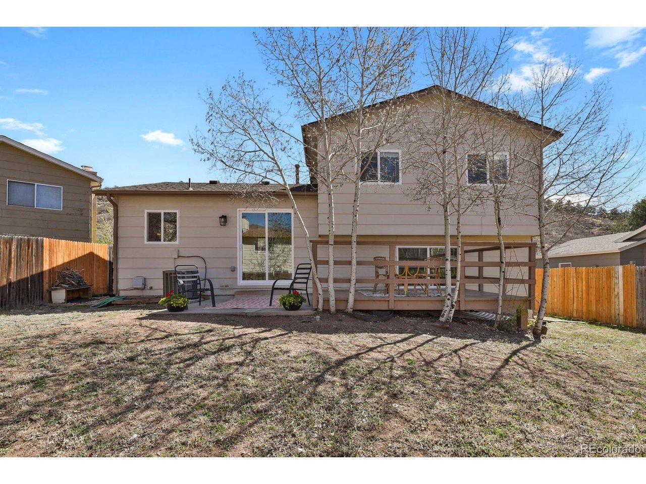5950 Bourke Dr