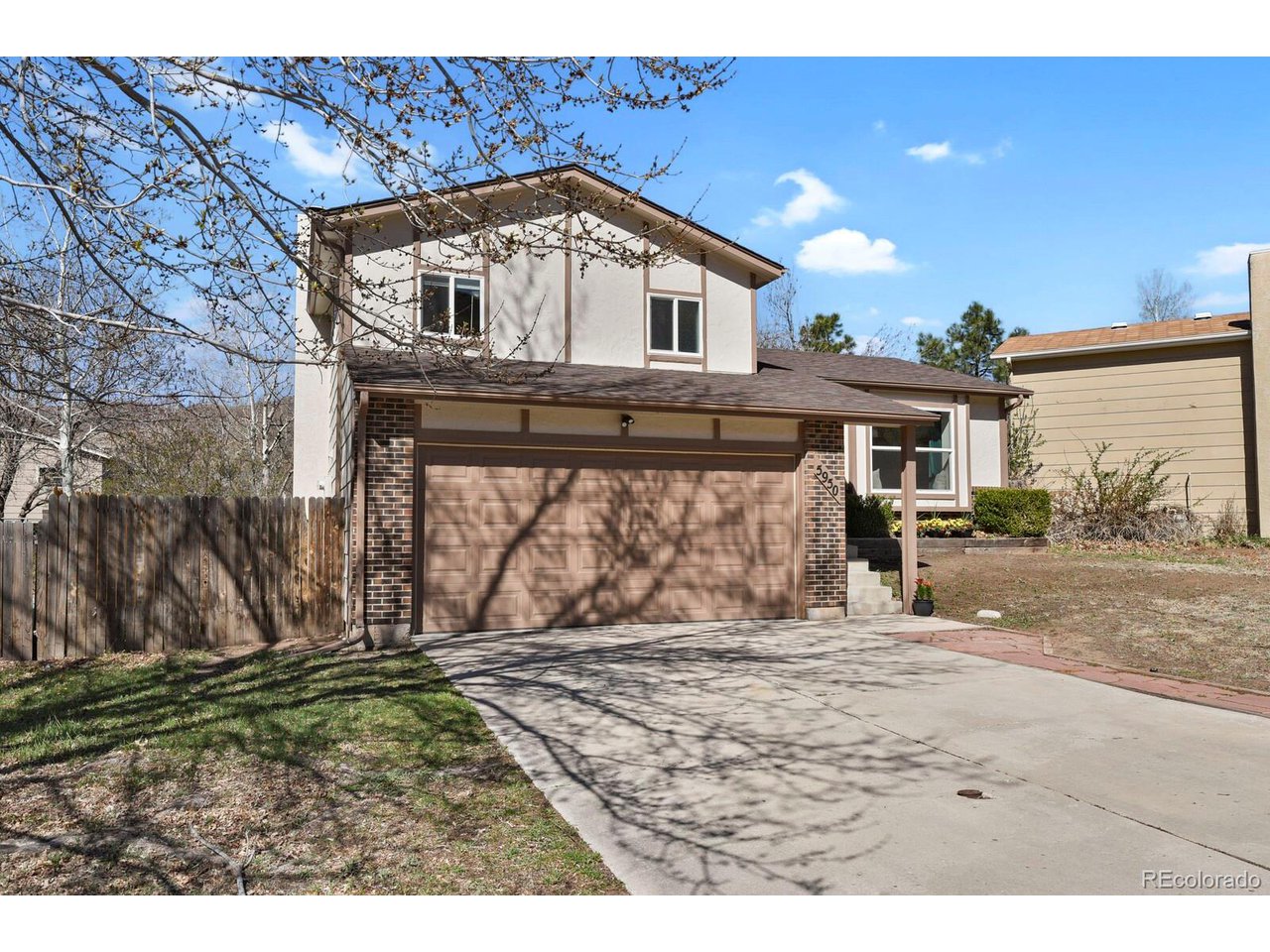 5950 Bourke Dr