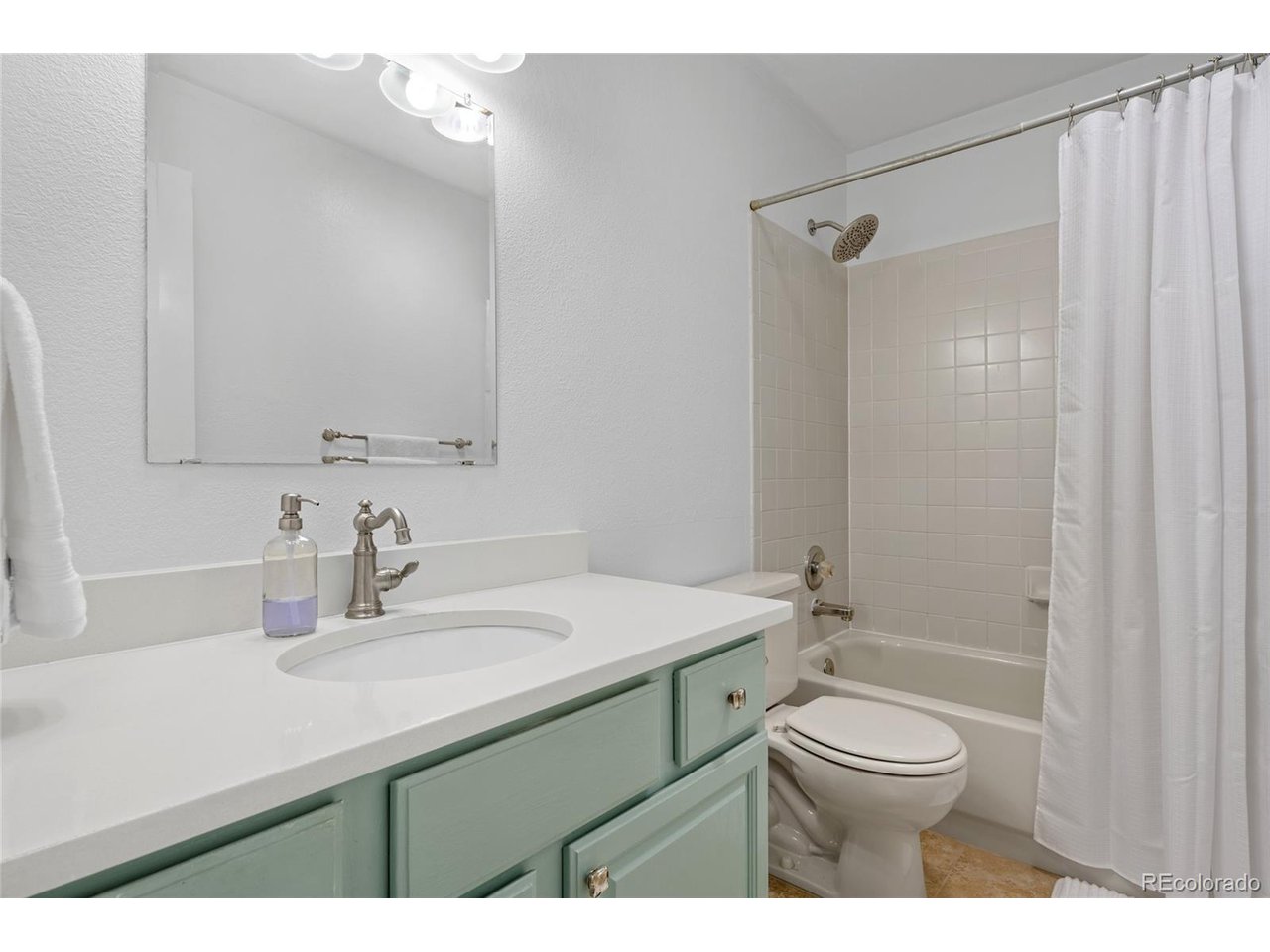 16938 Molina Pl