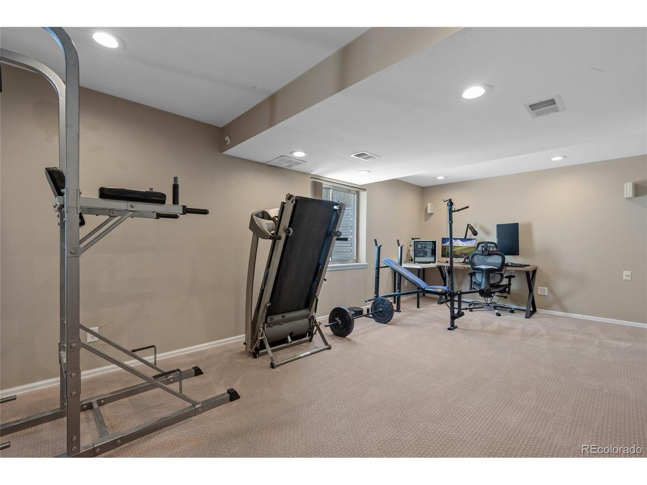 16938 Molina Pl