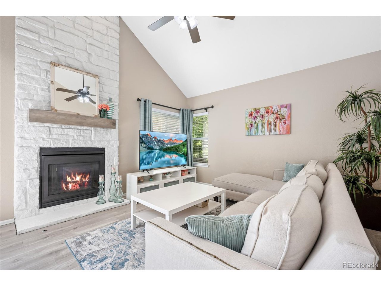 16938 Molina Pl
