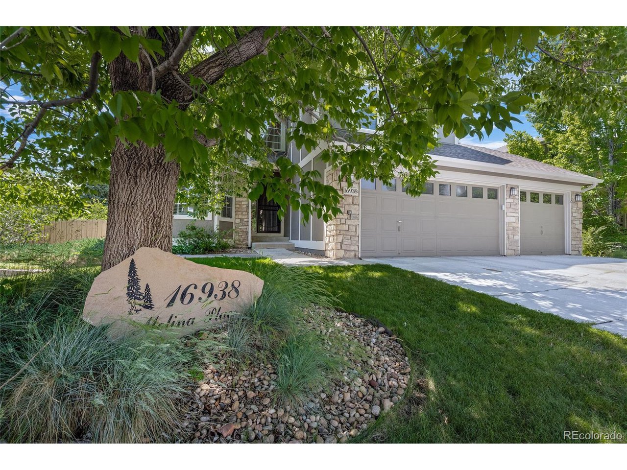 16938 Molina Pl