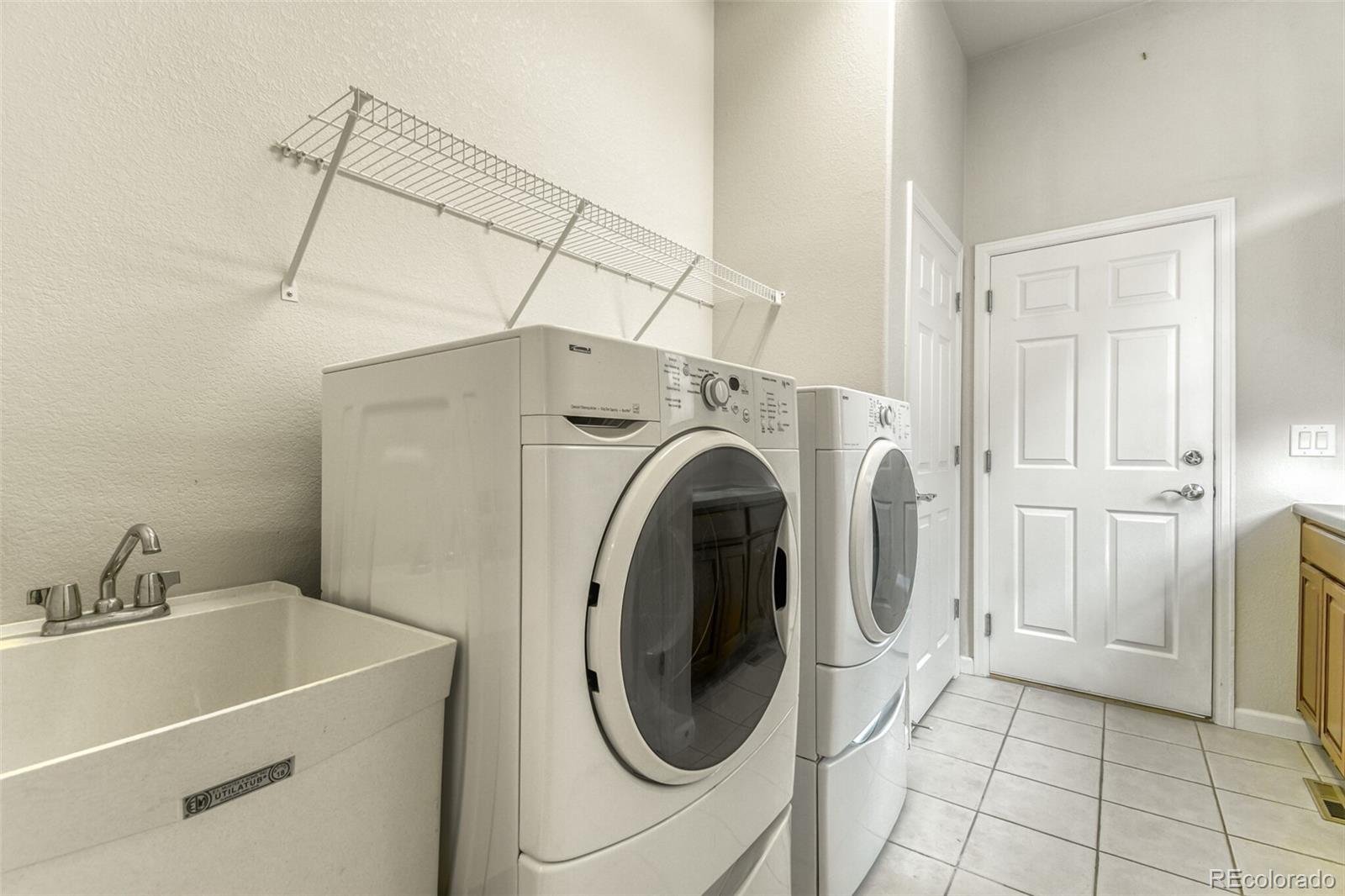 4112 Centennial Drive