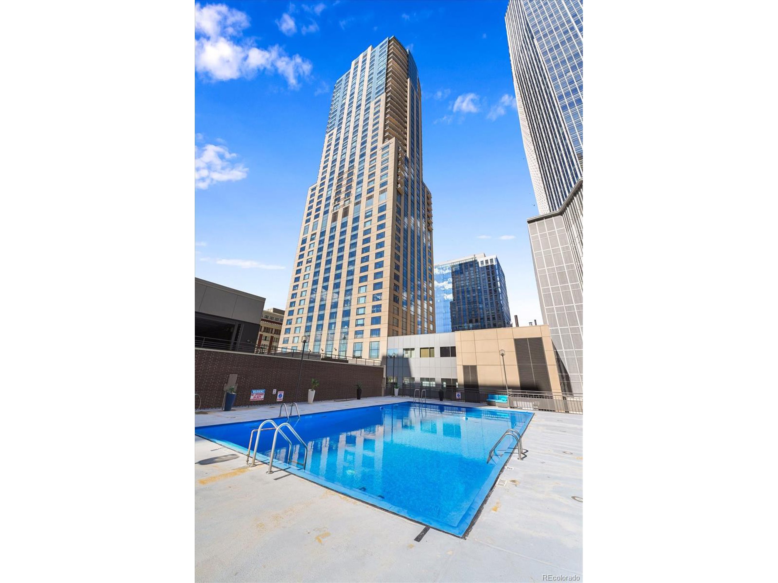 1020 15th St 30L