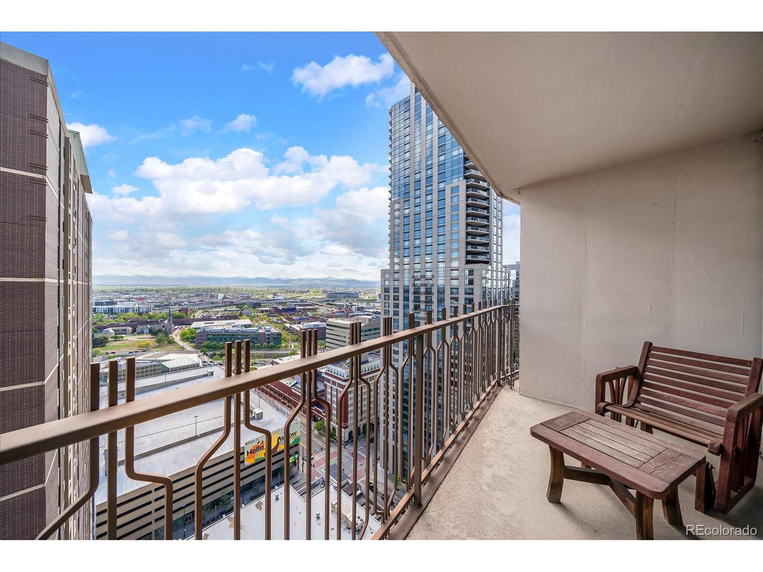 1020 15th St 30L