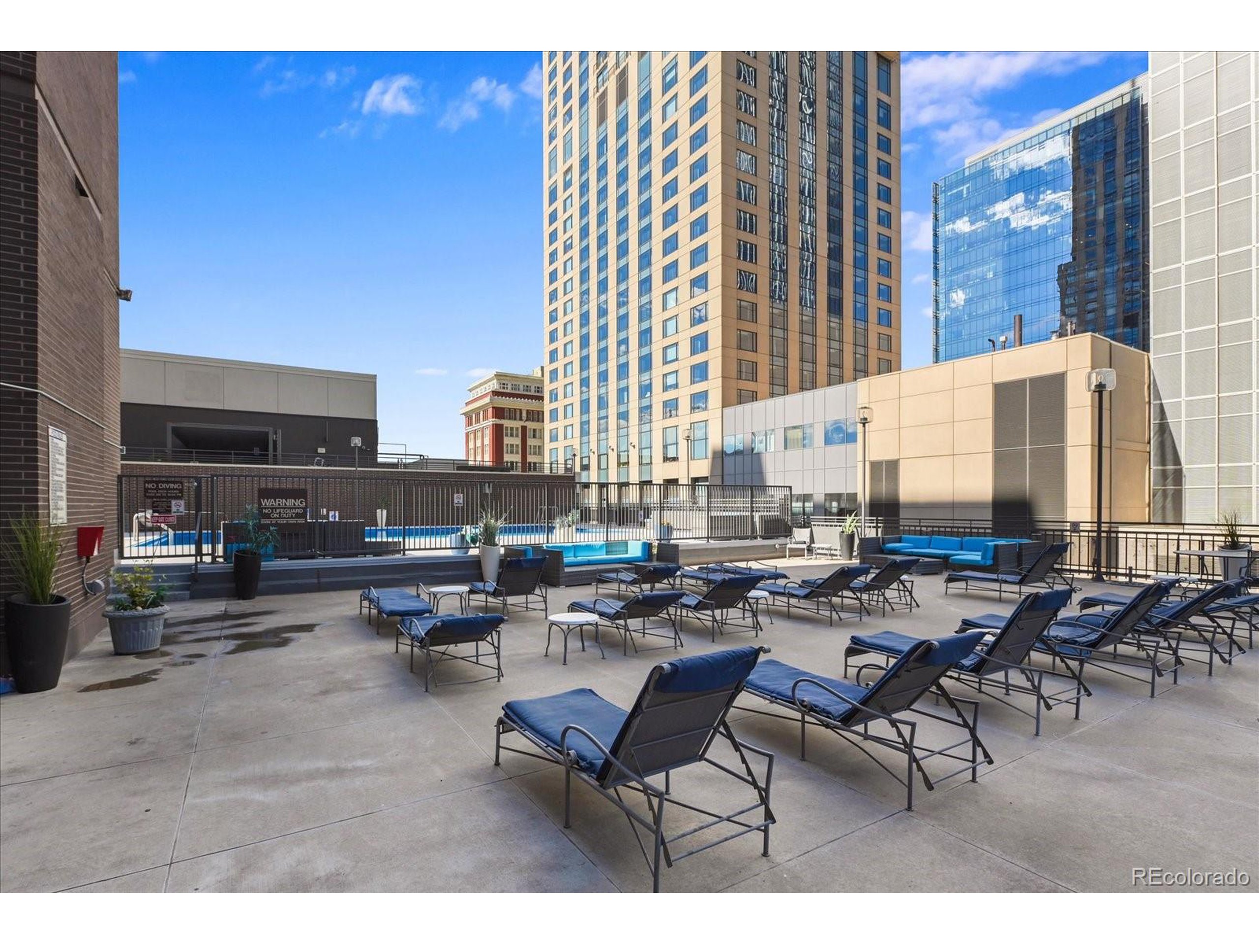 1020 15th St 30L