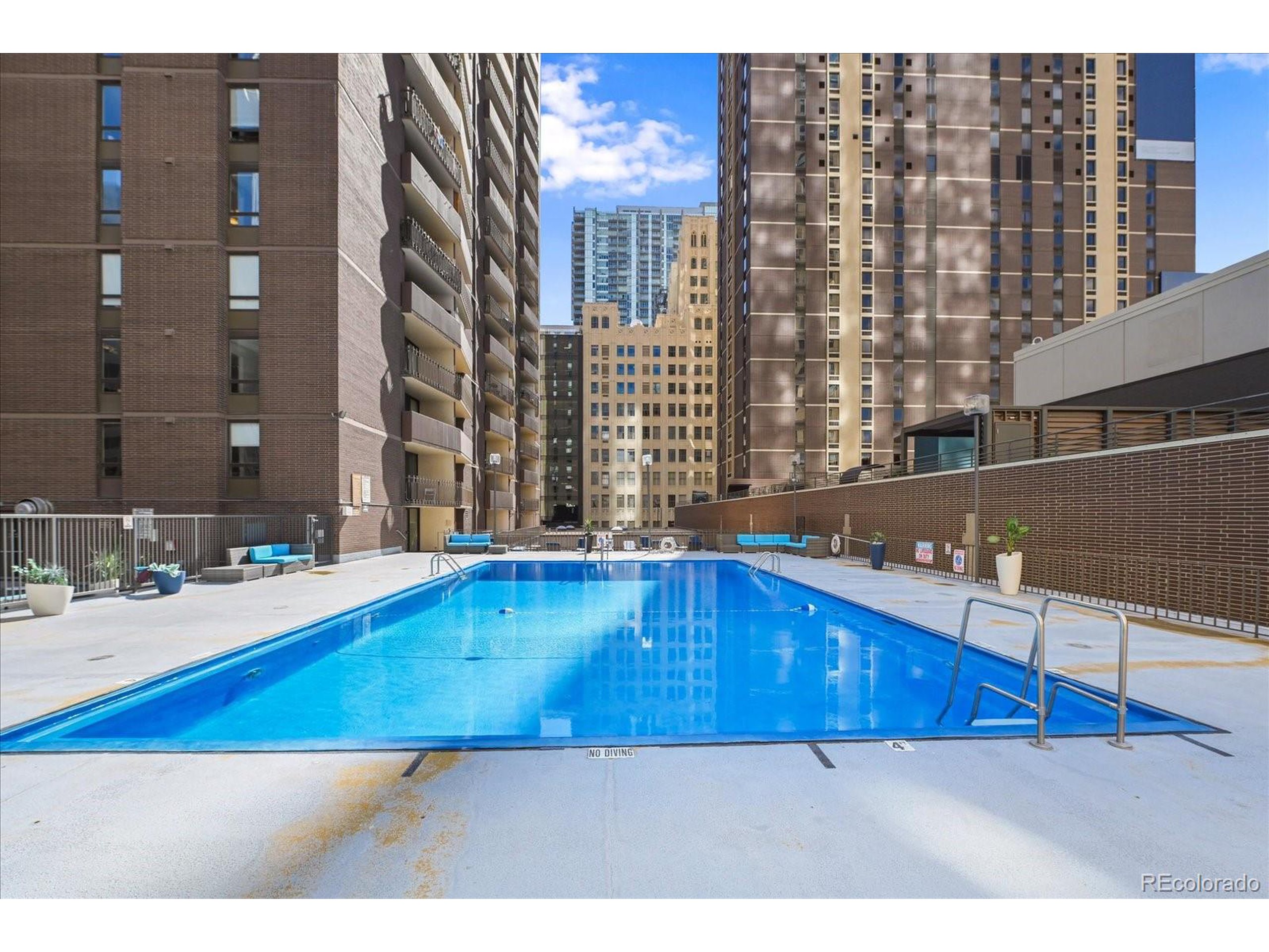 1020 15th St 30L