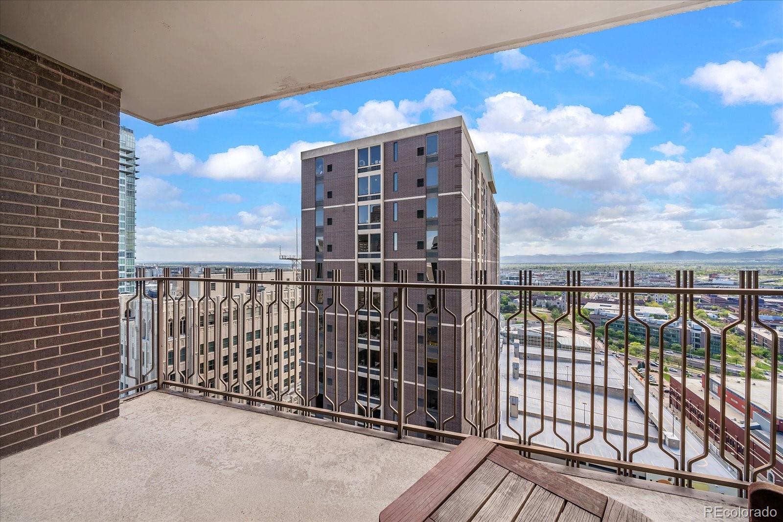 1020 15th Street Unit: 30L