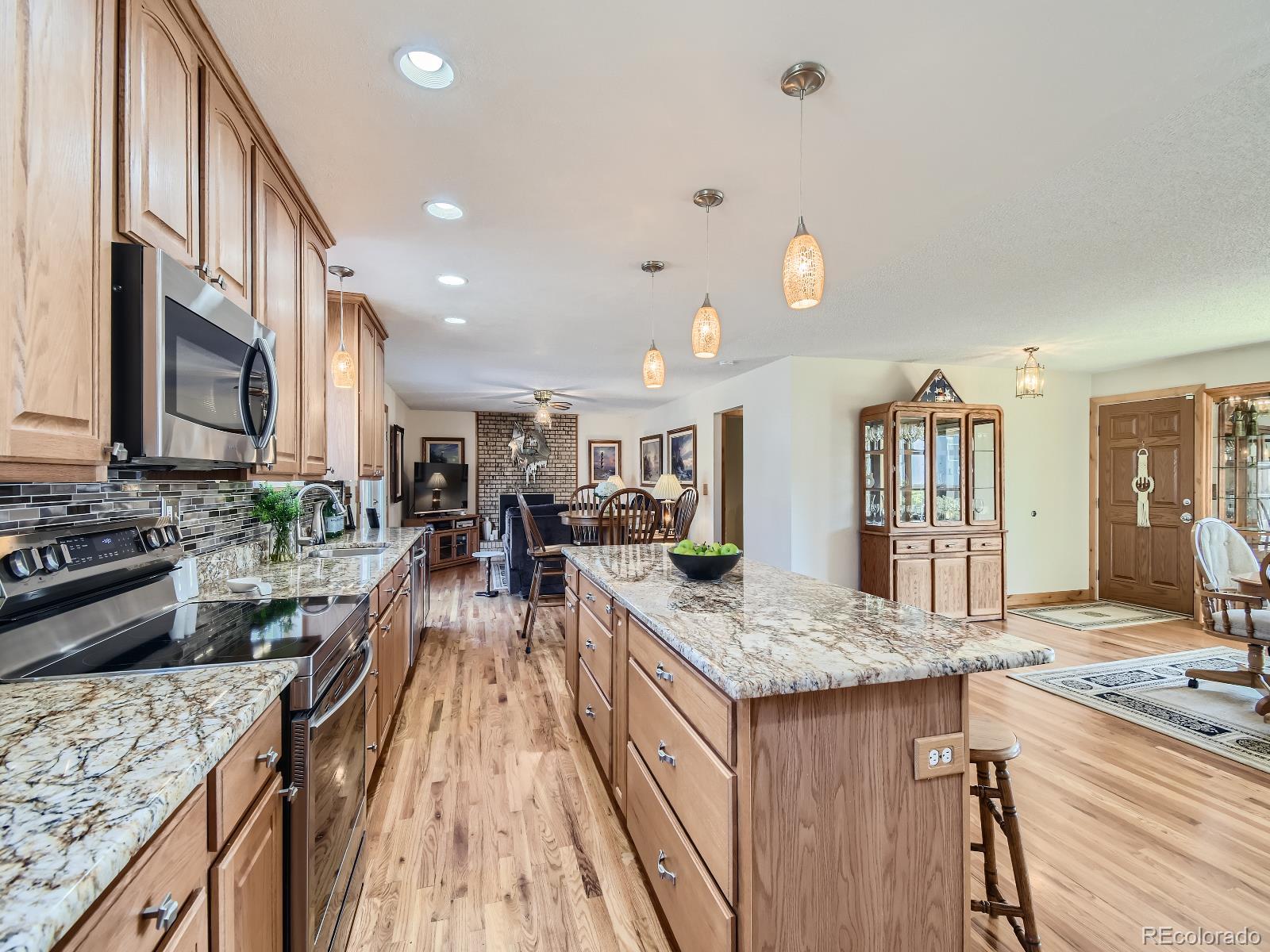3913 E 116th Place