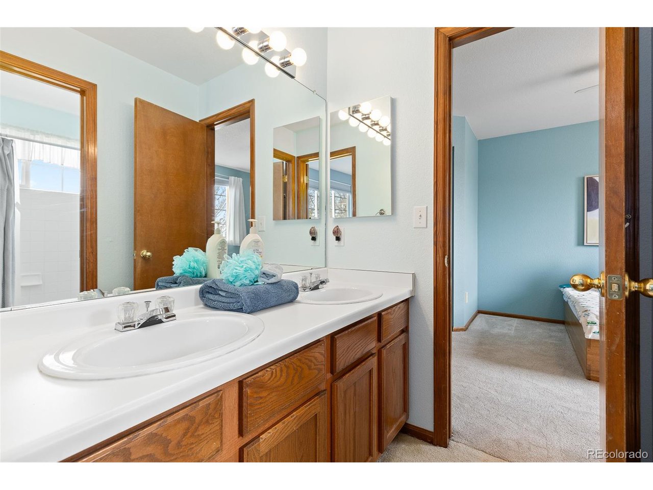 1898 Wilson Cir