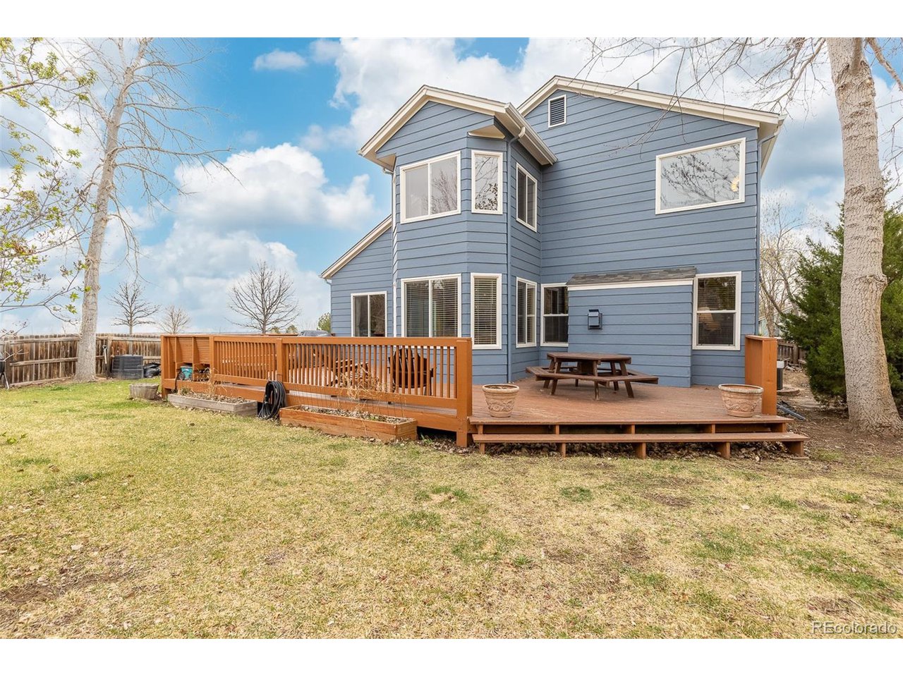1898 Wilson Cir