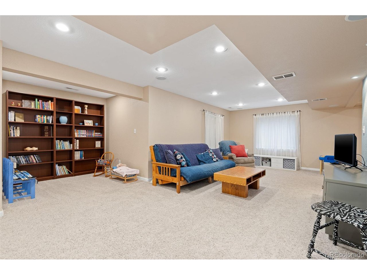 1898 Wilson Cir