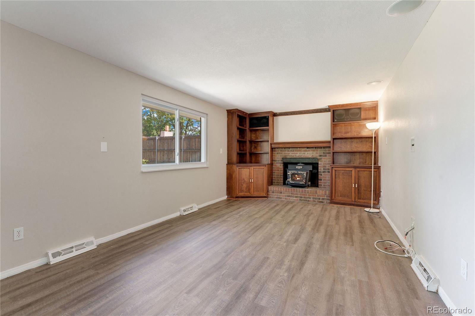 11059 W Saratoga Place