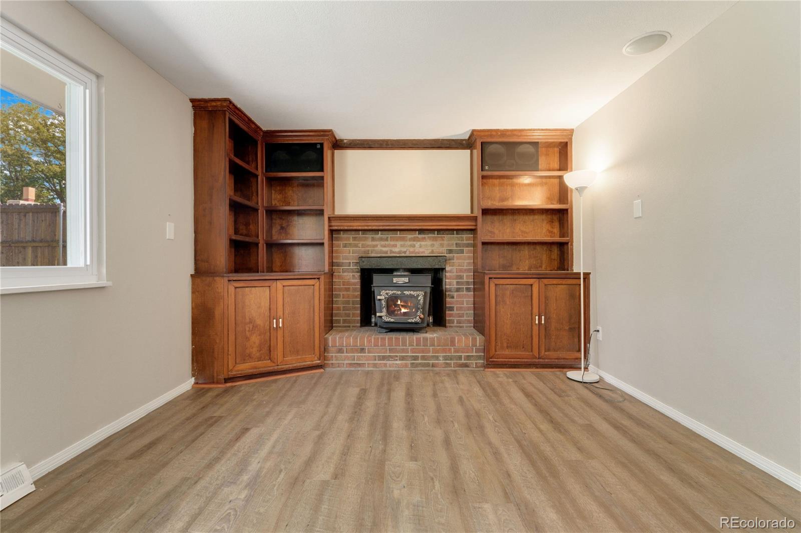 11059 W Saratoga Place