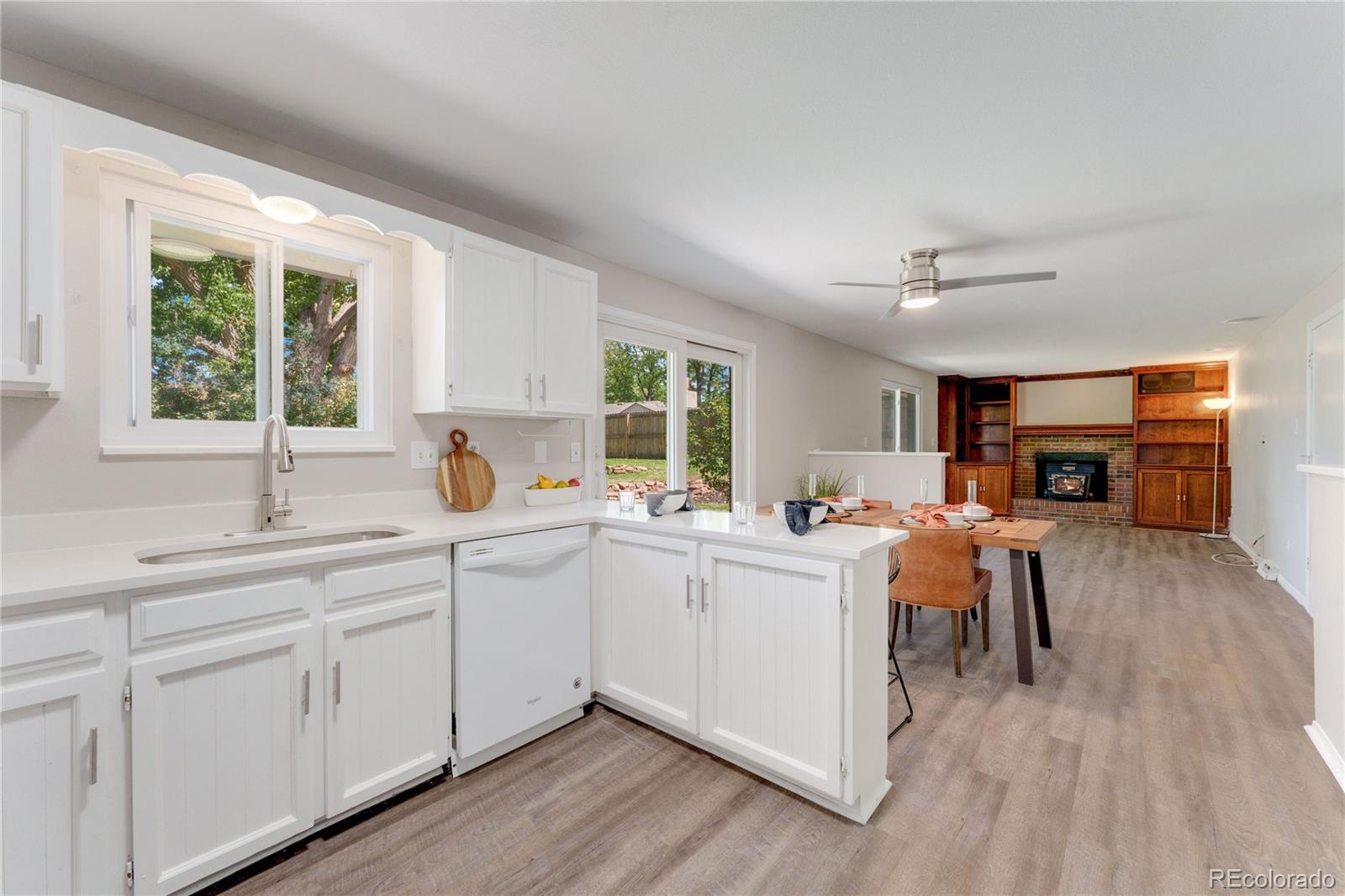 11059 W Saratoga Place