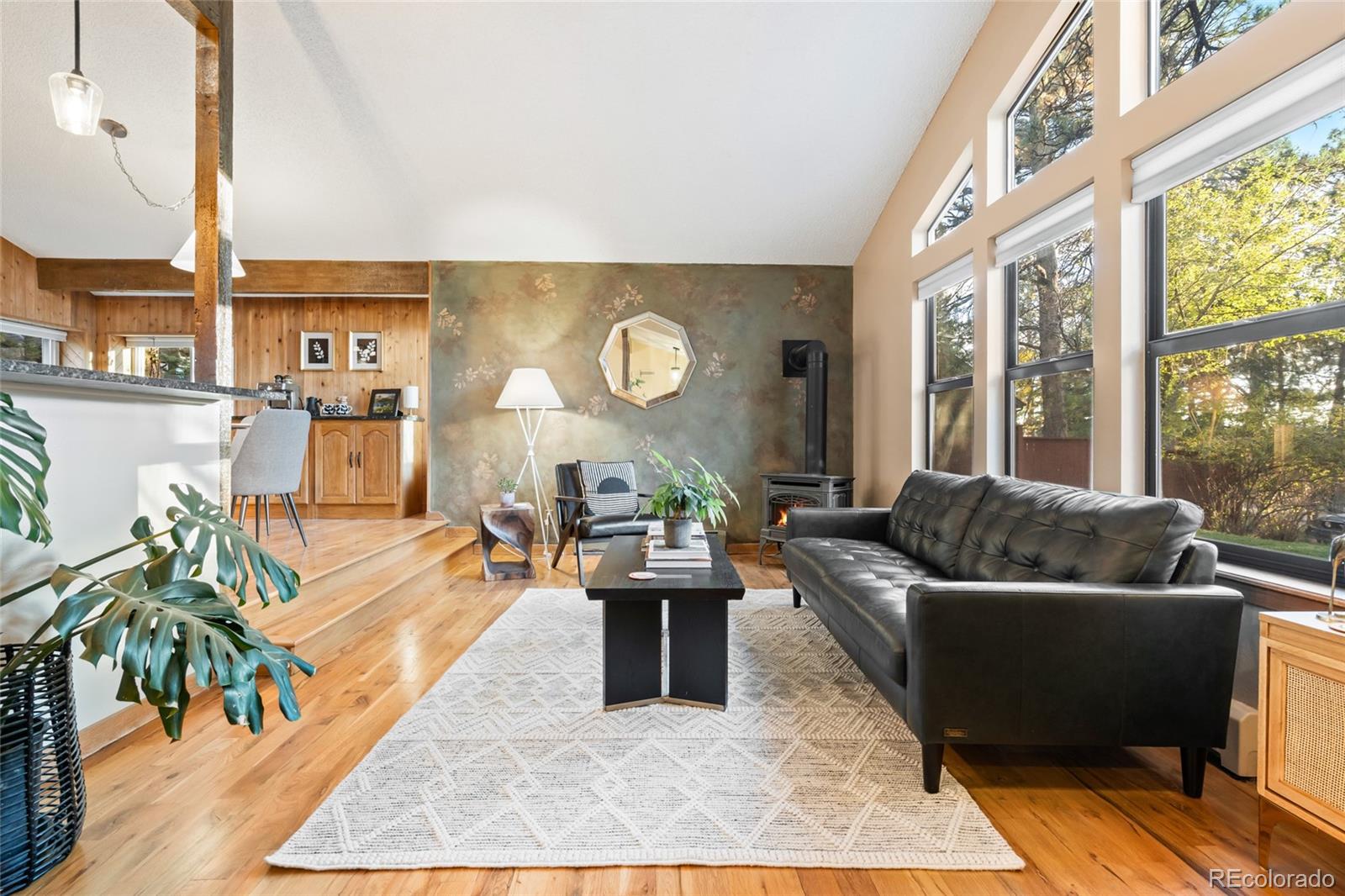 5996 N Villard Court