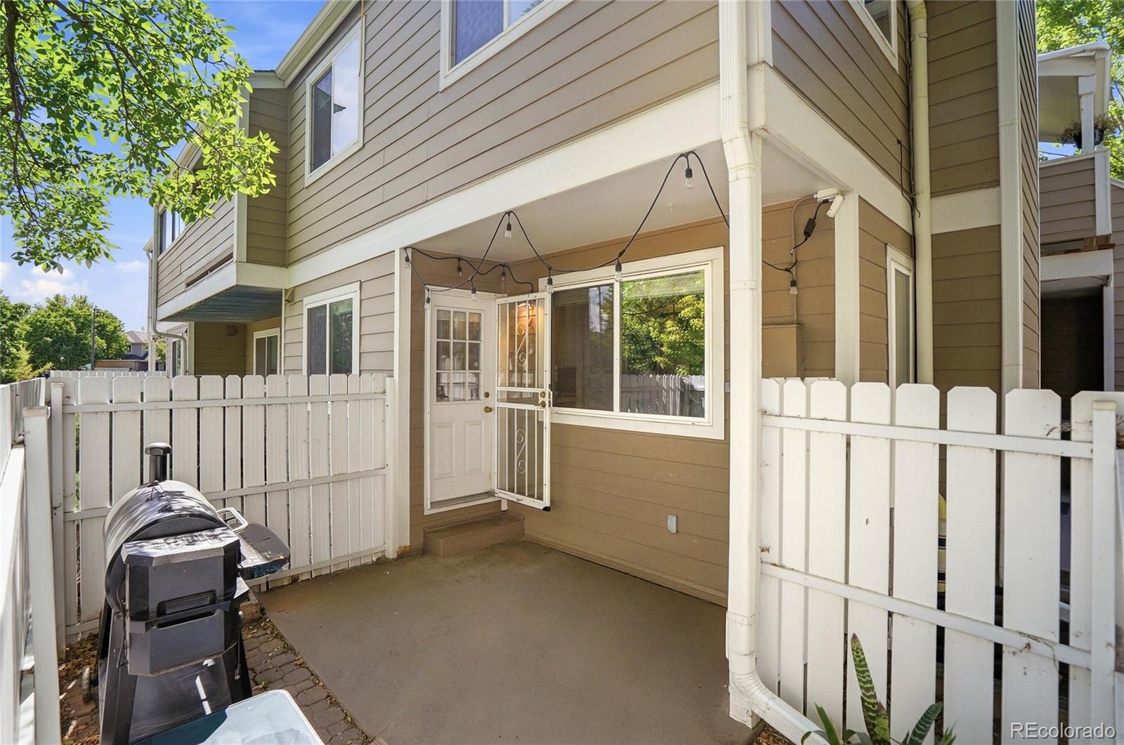 8095 E Colorado Avenue Unit: 2