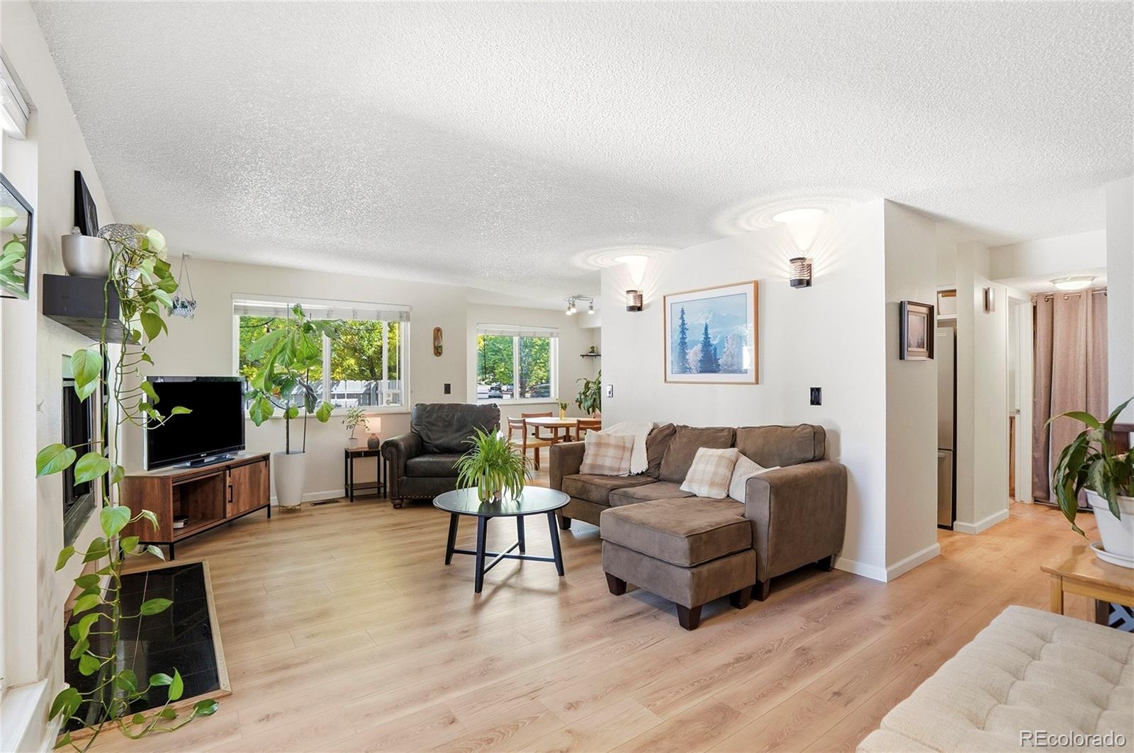 8095 E Colorado Avenue Unit: 2