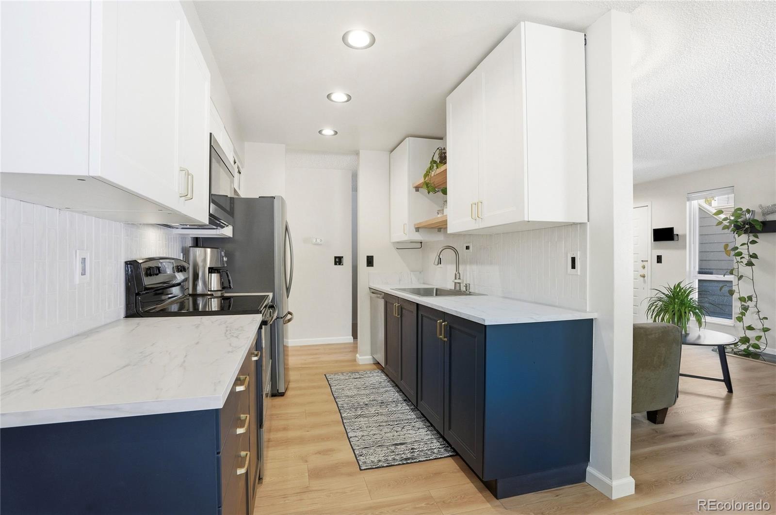 8095 E Colorado Avenue Unit: 2