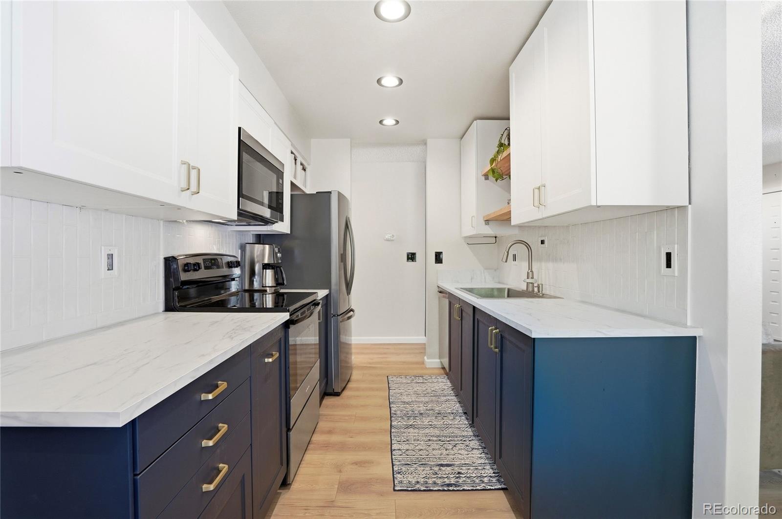 8095 E Colorado Avenue Unit: 2