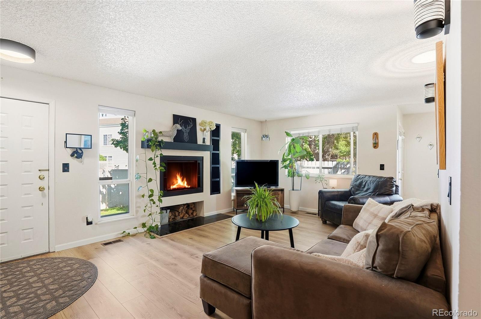8095 E Colorado Avenue Unit: 2