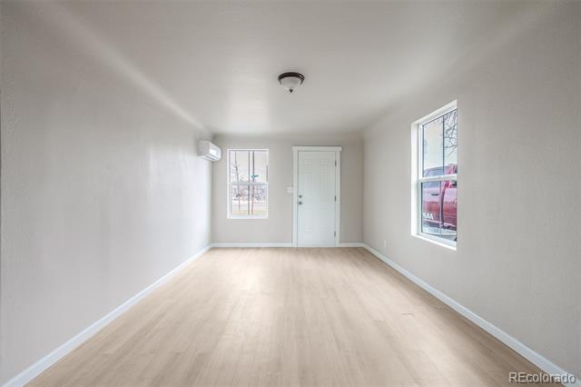 910 40th Street