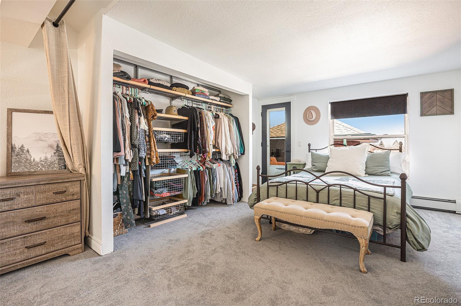 3249 W Fairview Place Unit: 208