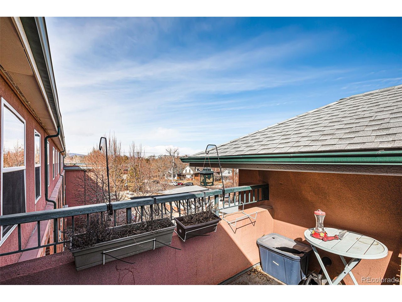 3249 W Fairview Pl 208