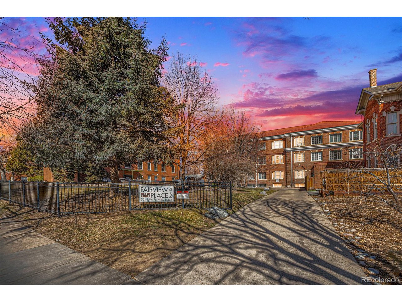 3249 W Fairview Pl 208