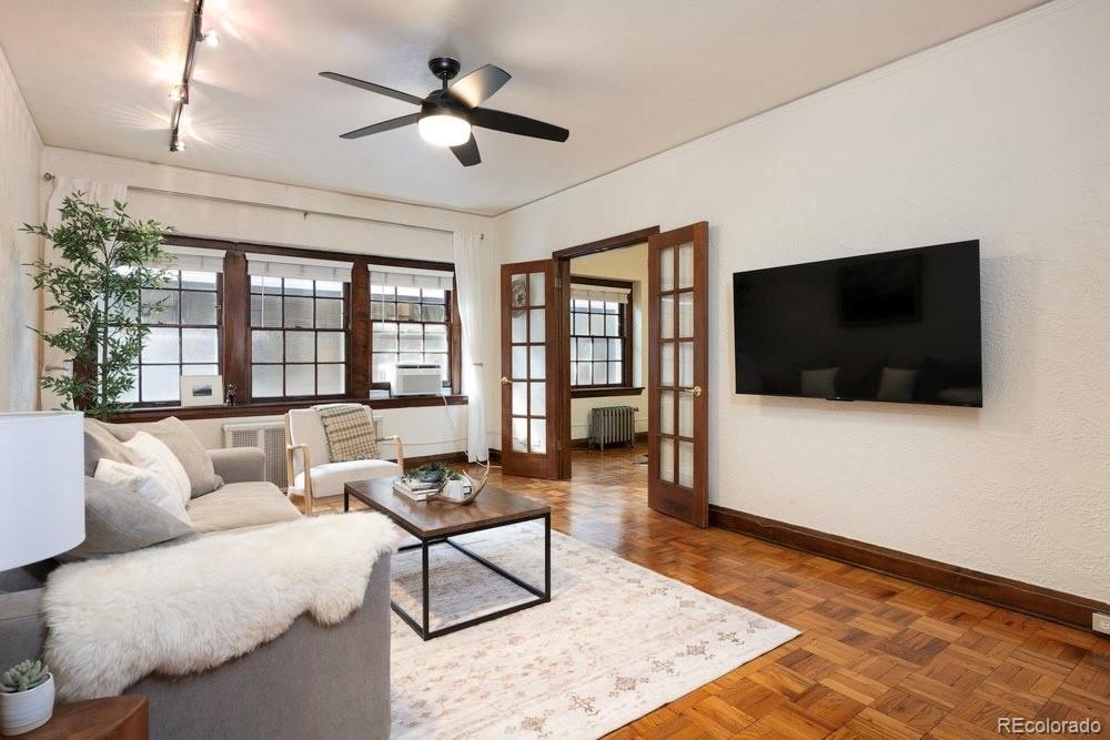 963 N Logan Street Unit: 3