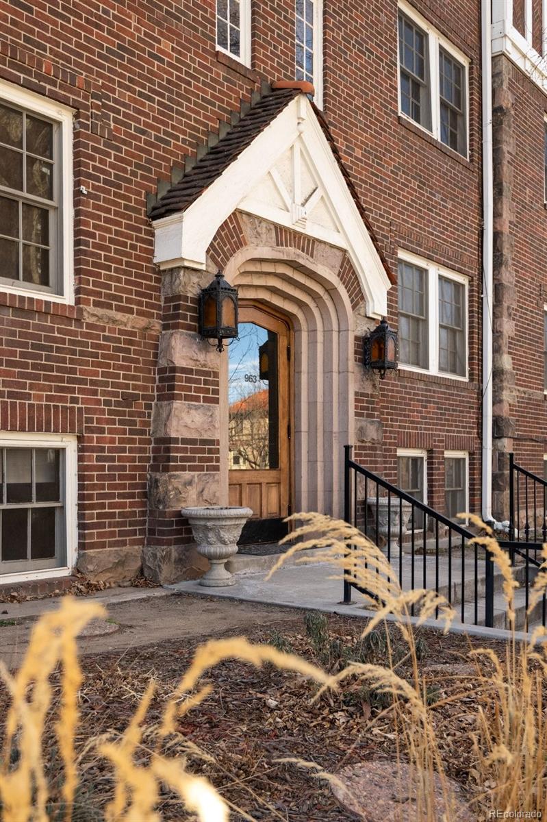 963 N Logan Street Unit: 3