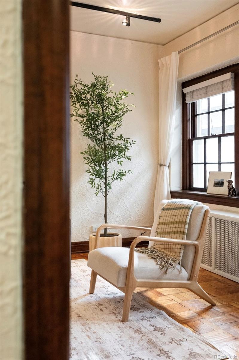 963 N Logan Street Unit: 3